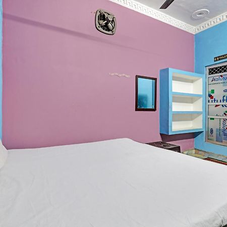 Hotel O Home Om Marriage Hall Ayodhya Buitenkant foto