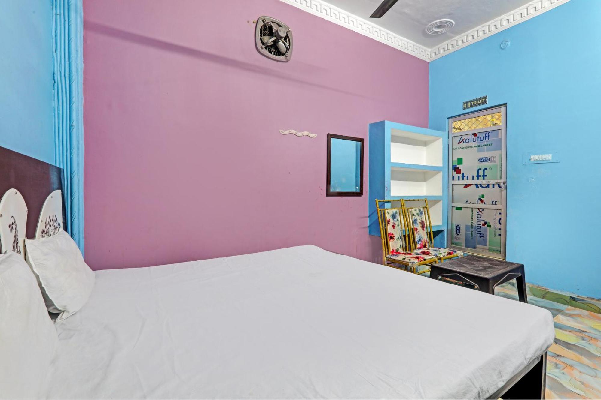Hotel O Home Om Marriage Hall Ayodhya Buitenkant foto