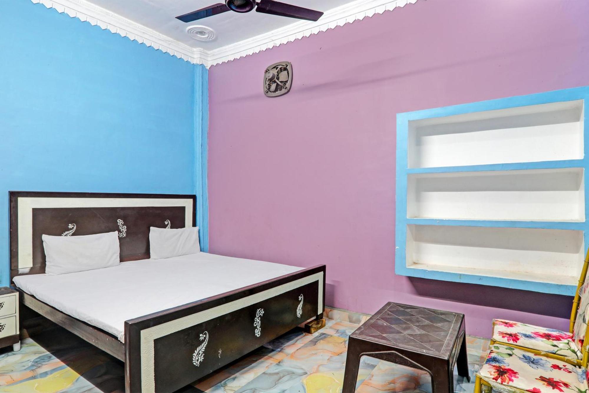 Hotel O Home Om Marriage Hall Ayodhya Buitenkant foto